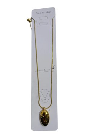 سلسلة ستانلس ستيل بتعليقة وجه أنثوي مجسّم – لون ذهبي